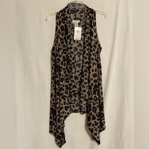 NWT Crêpas Women's Leopard Print Knit Vest Size Medium